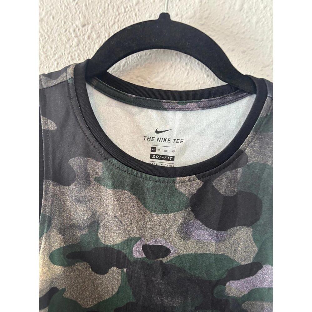 Nike green camo with pink logo tank size XS - Picture 2 of 3